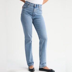 Abercrombie & Fitch Curve Love Ultra High Rise 90s Straight Jean Women’s 27